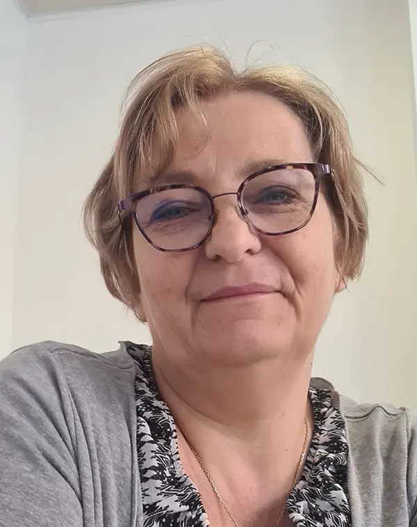 martine poulain Specialiste de la surcharge mentale Calme durable